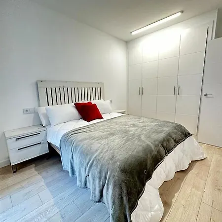Jacinto Benavente 15, 3a Con Parking Gratis By Ybh Vigo